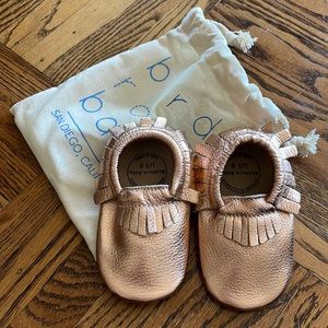 NWT Birdrock Rose Gold Moccasins Size 8